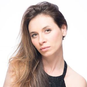 Meet your Posher, Liana